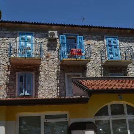 Gostinjska kuća Mia